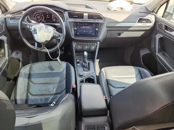3VV4B7AX2JM197334 2018 VOLKSWAGEN TIGUAN - Image 8