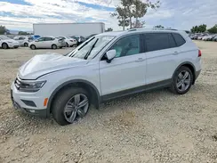 3VV4B7AX2KM038802 2019 VOLKSWAGEN TIGUAN