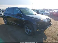 3VV4B7AX2KM065823 2019 VOLKSWAGEN TIGUAN