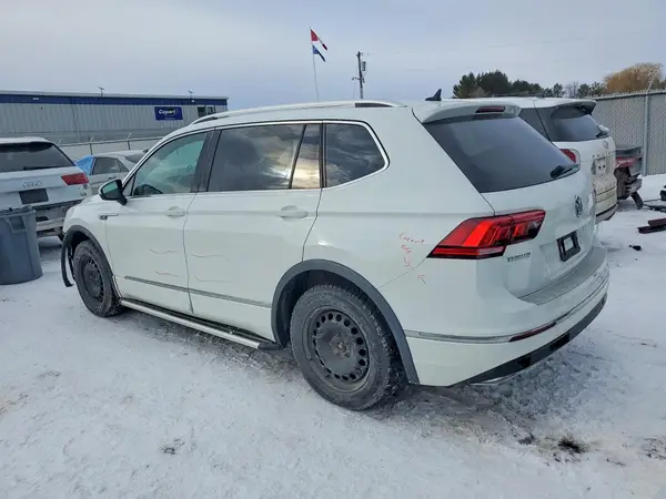 3VV4B7AX2KM191857 2019 VOLKSWAGEN TIGUAN - Image 2