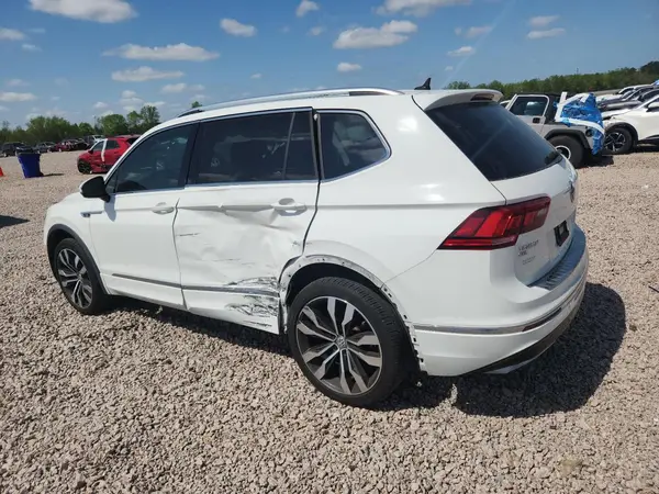 3VV4B7AX2LM112074 2020 VOLKSWAGEN TIGUAN - Image 2