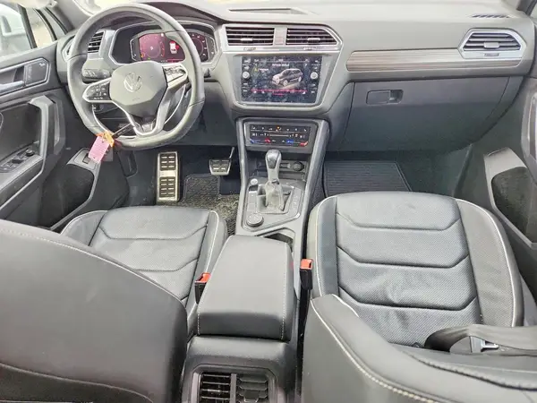 3VV4B7AX2NM021647 2022 VOLKSWAGEN TIGUAN - Image 8