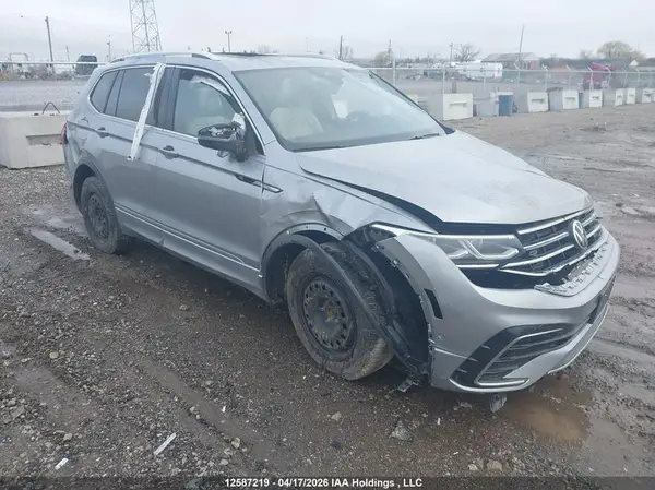 3VV4B7AX2RM074564 2024 VOLKSWAGEN TIGUAN - Image 1