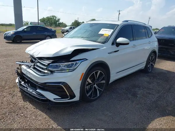 3VV4B7AX2RM134830 2024 VOLKSWAGEN TIGUAN - Image 2