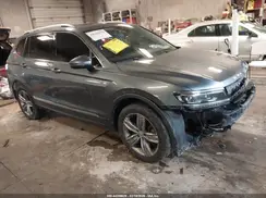 3VV4B7AX3JM114168 2018 VOLKSWAGEN TIGUAN