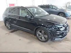 3VV4B7AX3JM130578 2018 VOLKSWAGEN TIGUAN