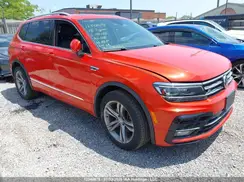 3VV4B7AX3JM196239 2018 VOLKSWAGEN TIGUAN