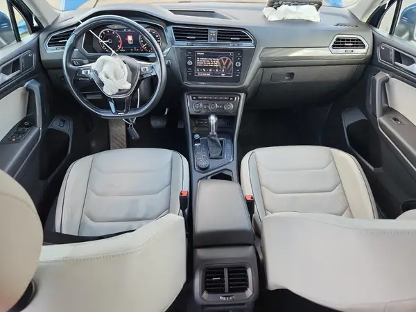 3VV4B7AX3KM006067 2019 VOLKSWAGEN TIGUAN - Image 8