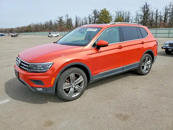 3VV4B7AX3KM008899 2019 VOLKSWAGEN TIGUAN - Image 1