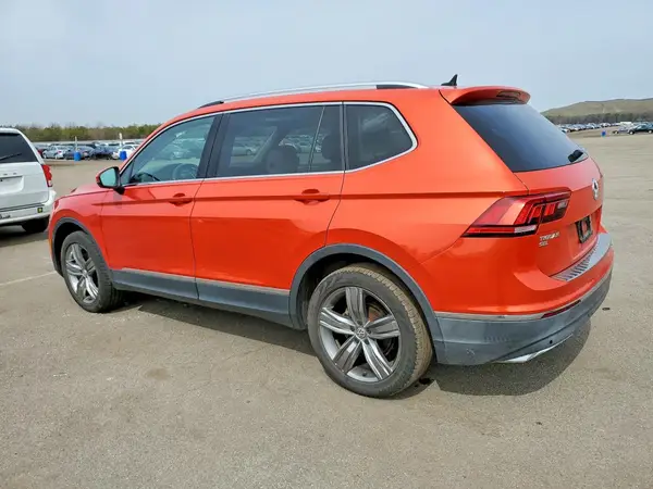 3VV4B7AX3KM008899 2019 VOLKSWAGEN TIGUAN - Image 2