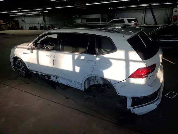 3VV4B7AX3KM072652 2019 VOLKSWAGEN TIGUAN - Image 2