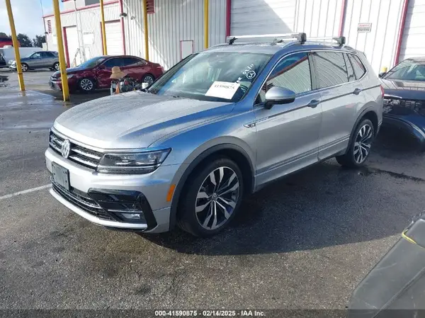 3VV4B7AX3LM026062 2020 VOLKSWAGEN TIGUAN - Image 2