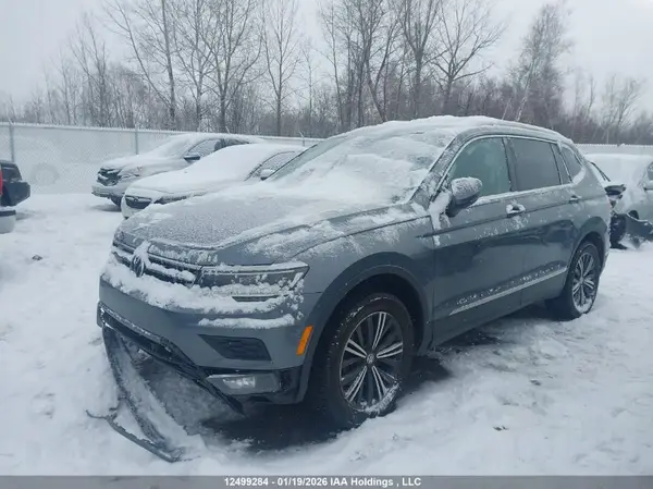 3VV4B7AX3LM147013 2020 VOLKSWAGEN TIGUAN - Image 2