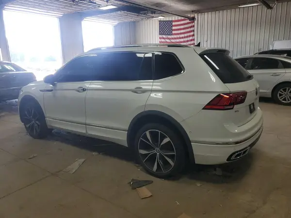 3VV4B7AX3NM000970 2022 VOLKSWAGEN TIGUAN - Image 2