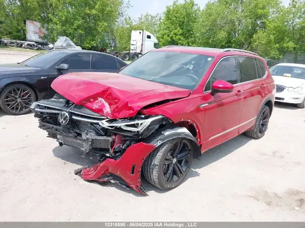 3VV4B7AX3RM008007 2024 VOLKSWAGEN TIGUAN - Image 2