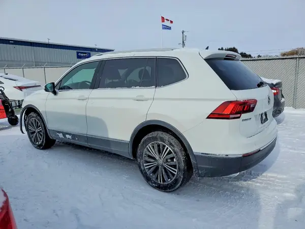 3VV4B7AX4JM190840 2018 VOLKSWAGEN TIGUAN - Image 2
