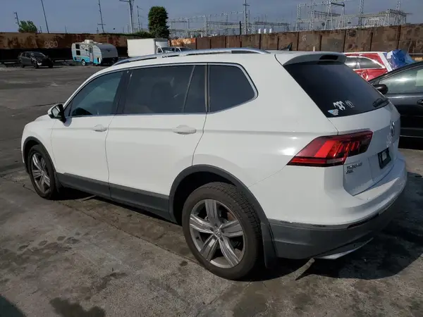 3VV4B7AX4KM040602 2019 VOLKSWAGEN TIGUAN - Image 2