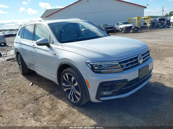 3VV4B7AX4KM066889 2019 VOLKSWAGEN TIGUAN - Image 1
