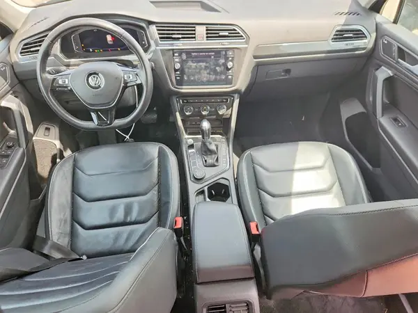 3VV4B7AX4KM102077 2019 VOLKSWAGEN TIGUAN - Image 8