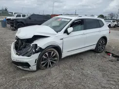 3VV4B7AX4KM189348 2019 VOLKSWAGEN TIGUAN