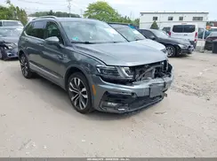 3VV4B7AX4LM056798 2020 VOLKSWAGEN TIGUAN