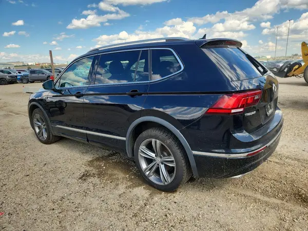 3VV4B7AX4LM080437 2020 VOLKSWAGEN TIGUAN - Image 2