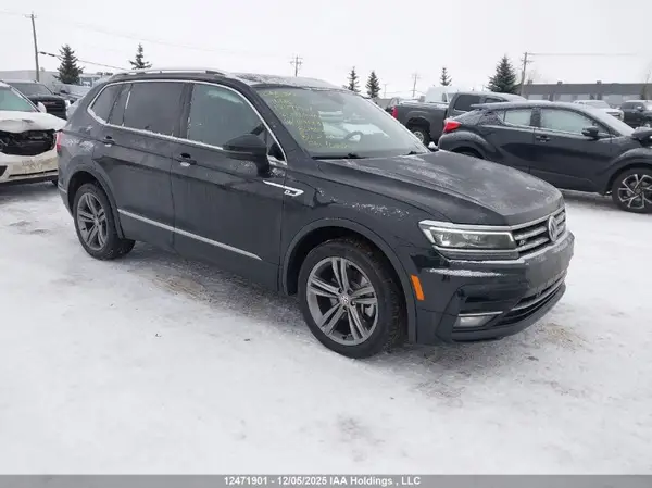 3VV4B7AX4MM119173 2021 VOLKSWAGEN TIGUAN - Image 1