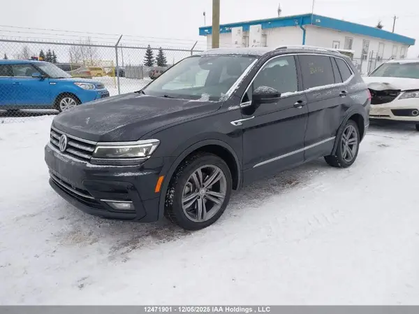 3VV4B7AX4MM119173 2021 VOLKSWAGEN TIGUAN - Image 2