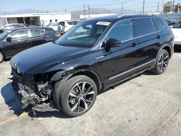 3VV4B7AX4NM140980 2022 VOLKSWAGEN TIGUAN - Image 1