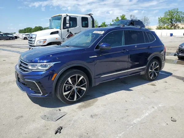 3VV4B7AX4RM045227 2024 VOLKSWAGEN TIGUAN - Image 1