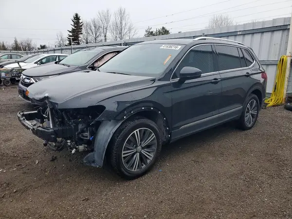 3VV4B7AX5JM075311 2018 VOLKSWAGEN TIGUAN - Image 1