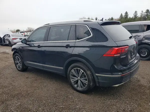 3VV4B7AX5JM075311 2018 VOLKSWAGEN TIGUAN - Image 2