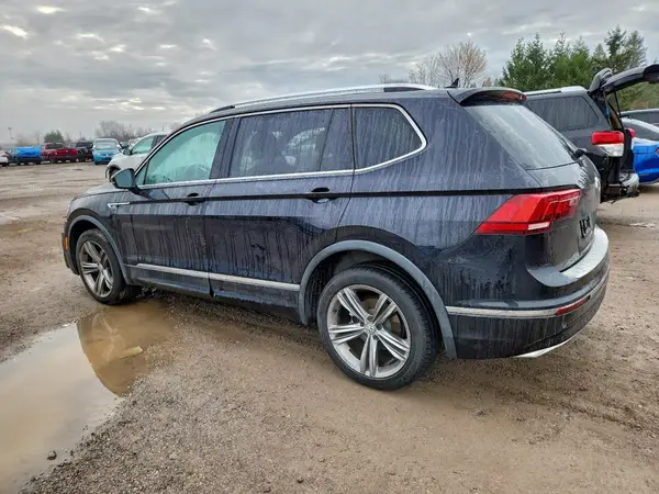 3VV4B7AX5JM196789 2018 VOLKSWAGEN TIGUAN - Image 2