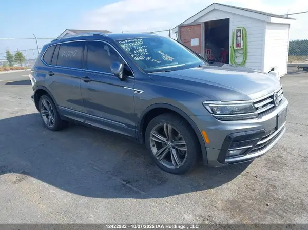 3VV4B7AX5KM104940 2019 VOLKSWAGEN TIGUAN - Image 1