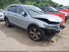3VV4B7AX5KM114948 2019 VOLKSWAGEN TIGUAN