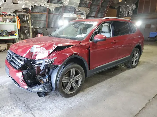 3VV4B7AX5KM117865 2019 VOLKSWAGEN TIGUAN - Image 1
