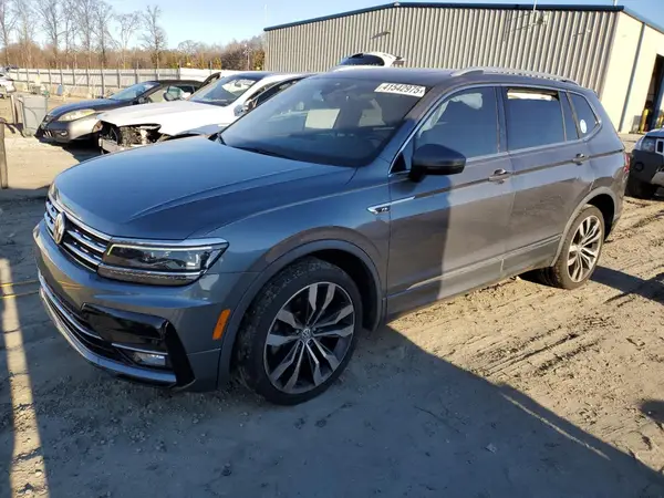 3VV4B7AX5KM157802 2019 VOLKSWAGEN TIGUAN - Image 1