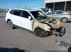 3VV4B7AX5KM183350 2019 VOLKSWAGEN TIGUAN