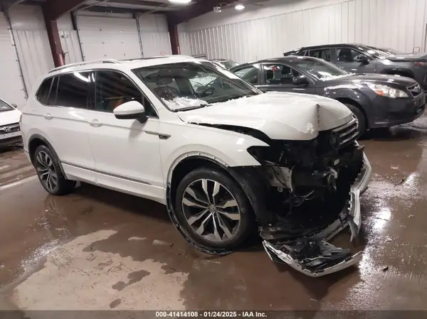 3VV4B7AX5LM145862 2020 VOLKSWAGEN TIGUAN - Image 1