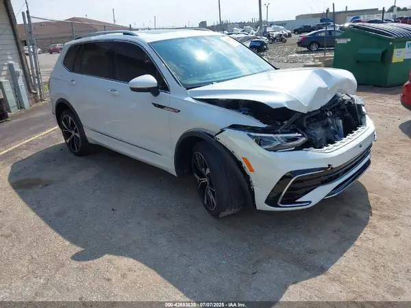 3VV4B7AX5NM037874 2022 VOLKSWAGEN TIGUAN - Image 1