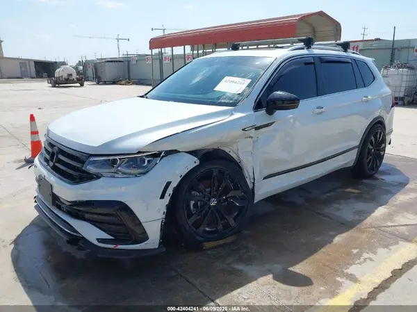 3VV4B7AX5NM078862 2022 VOLKSWAGEN TIGUAN - Image 2