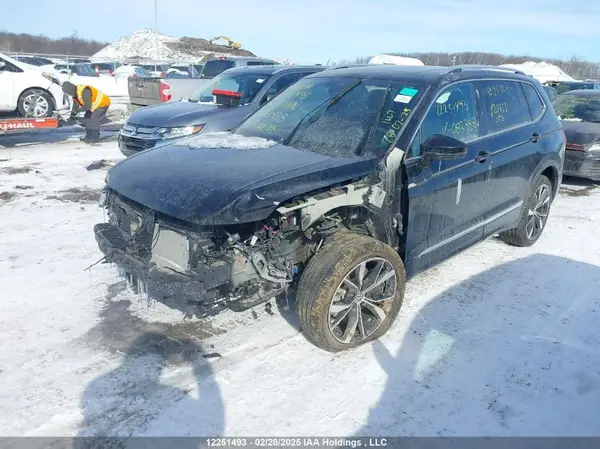 3VV4B7AX5RM083338 2024 VOLKSWAGEN TIGUAN - Image 2