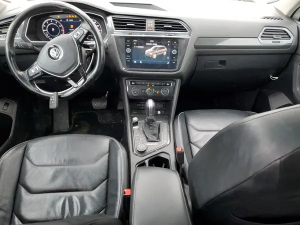 3VV4B7AX6JM002061 2018 VOLKSWAGEN TIGUAN - Image 8
