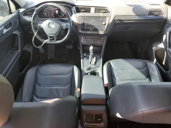 3VV4B7AX6JM029681 2018 VOLKSWAGEN TIGUAN - Image 8