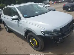 3VV4B7AX6KM019847 2019 VOLKSWAGEN TIGUAN