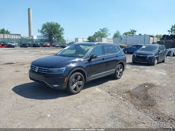 3VV4B7AX6KM059541 2019 VOLKSWAGEN TIGUAN - Image 2