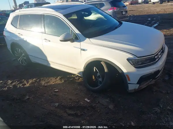 3VV4B7AX6MM042774 2021 VOLKSWAGEN TIGUAN - Image 1