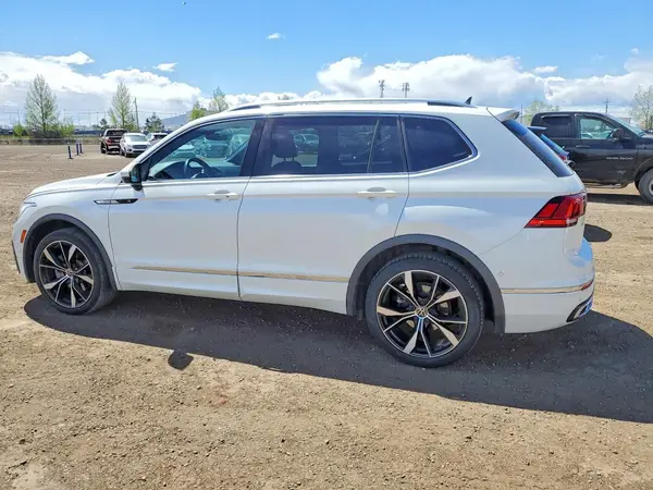 3VV4B7AX6NM007783 2022 VOLKSWAGEN TIGUAN - Image 2