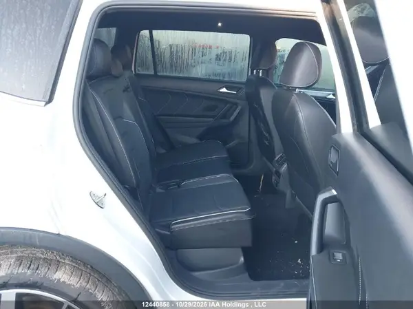 3VV4B7AX6NM049676 2022 VOLKSWAGEN TIGUAN - Image 8