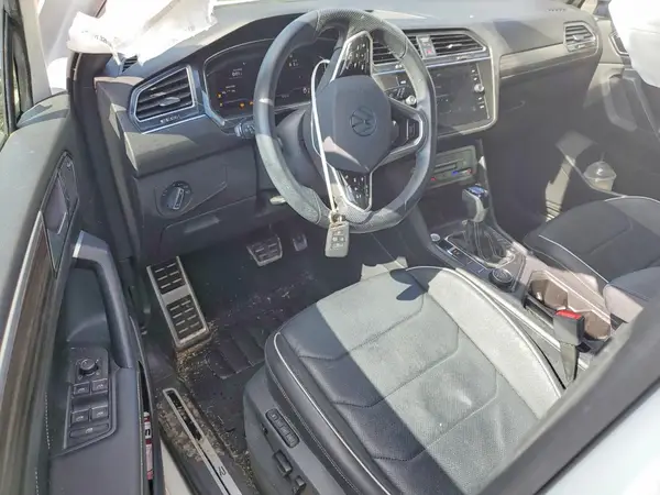 3VV4B7AX6PM016521 2023 VOLKSWAGEN TIGUAN - Image 8